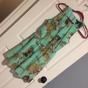 Super cute floral dress